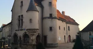 Maison Bourgogne - Office de Tourisme du Pays Arnay-Liernais