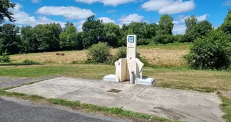 Borne de service - Lac de St Mathieu