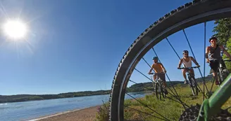 VTT à Vassivière-dépt.23