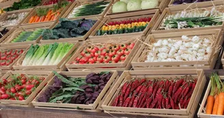 Marché du dimanche à Bessines