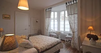 Chambre d'hôtes "Au fil du temps" à châlus - Suite familiale_5