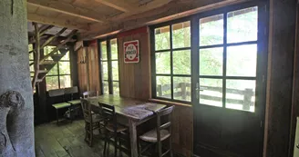 Cabane du "Vieux Huraud" à Saint Sylvestre en Haute-Vienne (Nouvelle Aquitaine) - grande cabane_10