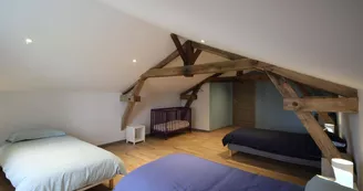 Gîte de 'La Reille' à Cussac en Haute-Vienne (Nouvelle Aquitaine)- chambre bleue 2 à l'étage_38