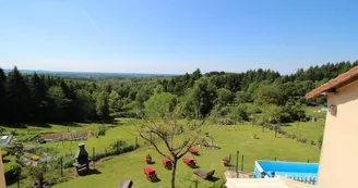 Gite "Le Puyconnieux" à Dournazac en Haute-Vienne (Nouvelle Aquitaine) - vue de la chambre_18