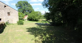 Gite "Les Soleils" à Nedde  en Haute-Vienne (Limousin en Nouvelle Aquitaine). Terrain commun aux 2 gîtes._20