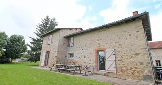 Gite Petit Feuillade à Saint Laurent Sur Gorre en Haute-Vienne_2