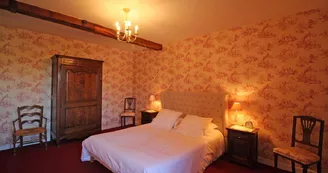 La chambre Toile de Jouy - Ferme de Rouffignac à Blanzac en Haute-Vienne_18