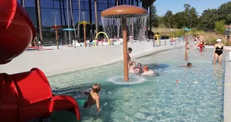 Piscine aqualudique du Lac de Saint-Pardoux - Bassin et jeux enfants_8