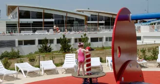 Piscine Saint-Junien, bassin, jeux, toboggan extérieur