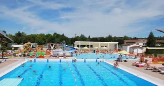 Piscine Saint-Junien, bassin extérieur