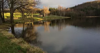  Etang de baignade du " Puychaumartin"à Château-Chervix