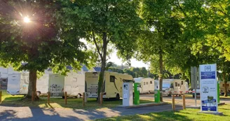 Aire pour camping-cars Ambrières-les-Vallées