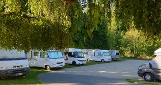 Aire pour camping-cars Ambrières-les-Vallées4