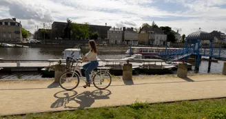 002Vélo urbain Laval©Pascal Beltrami-Laval Tourisme