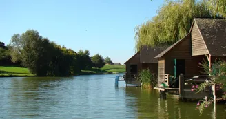 CHALET LE BROCHET, LES PIEDS DANS L'EAU, 5-7 PERS