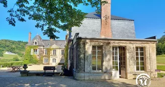 CHOUETTE LA VALETTE, GÎTE VUE SUR MAYENNE, 14 PERSONNES