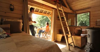 Cabane sur l'eau domaine de l'Orbière