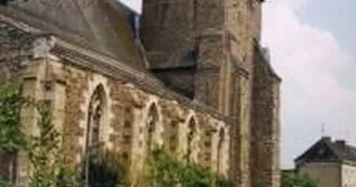 EGLISE SAINT MARTIN DE BAZOUGES