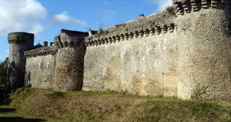 LES REMPARTS ET LA PORTE BEUCHERESSE