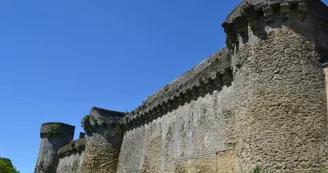 LES REMPARTS ET LA PORTE BEUCHERESSE