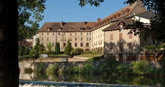 Mairie & collègiale