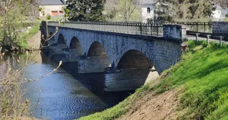 vélo_Pont_saint_brice_sur_vienne_poltourisme