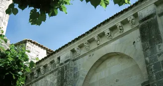 Façade nord de l'église de Macqueville