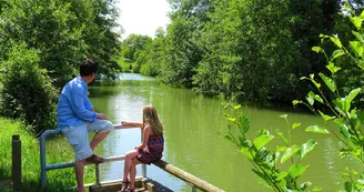 Vue sur La Vègre - Camping La Sittelle Loué