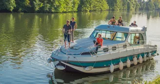 Croisière à bord d'un bateau habitable - Anjou Navigation