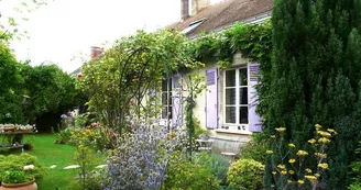 Chambres d'hôtes La Villa Hortense à Souligné sous Ballon