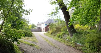 vue du portail d'entrée