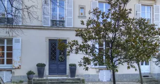 La façade côté jardin