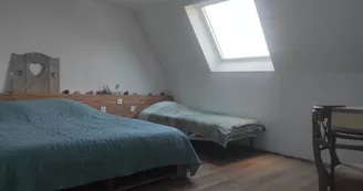 Chambre 2 à l'étage