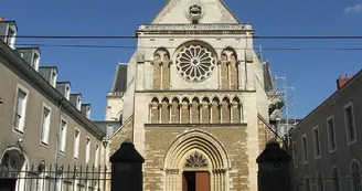 eglise-notre-dame-sainte-croix-le-mans-72-pc-4