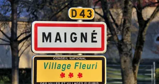 Maigne-Village-fleuri