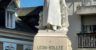 Monument à Léon Bollée - AS OT Le Mans Métropole