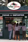 le kiosque à pizzas exterieur