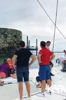 Après-midi aventure en catamaran à voile vers Fort Boyard – Kapalouest