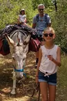 Randonner en itinérance avec un âne dans les Gorges de l'Ardèche