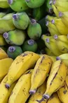 bananas-8364511_1280