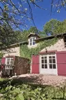 Cerisier-exterior-with-garden-web