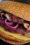 burger-du-pain-sur-la-planche